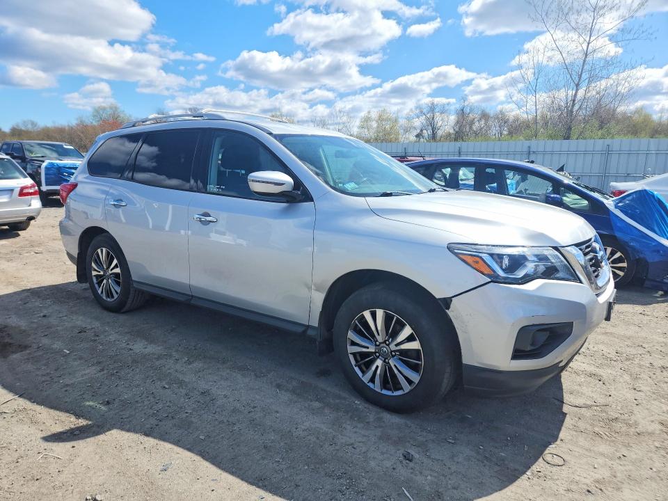 50944706 :رقم المزاد ، 5N1DR2MM0JC650166 vin ، 2018 Nissan Pathfinder مزاد بيع