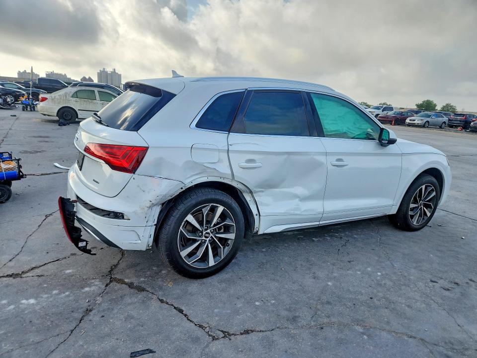 48257166 :رقم المزاد ، WA1BAAFY5M2103511 vin ، 2021 Audi Q5 مزاد بيع