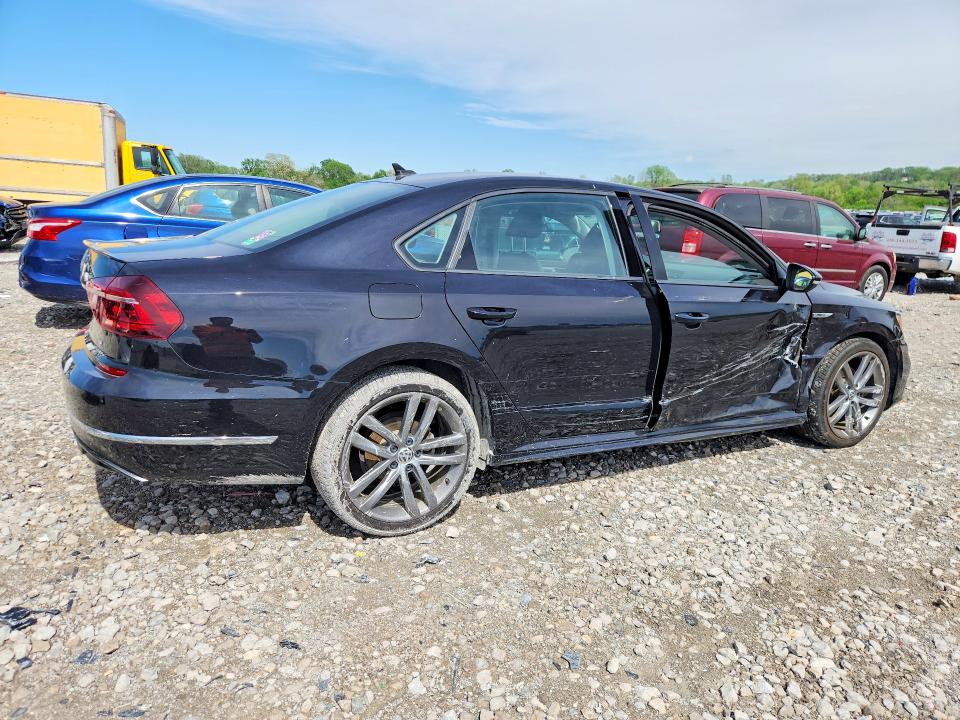 Продажа на аукционе авто 2018 Volkswagen Passat, vin: 1VWAA7A33JC009890, номер лота: 49893256