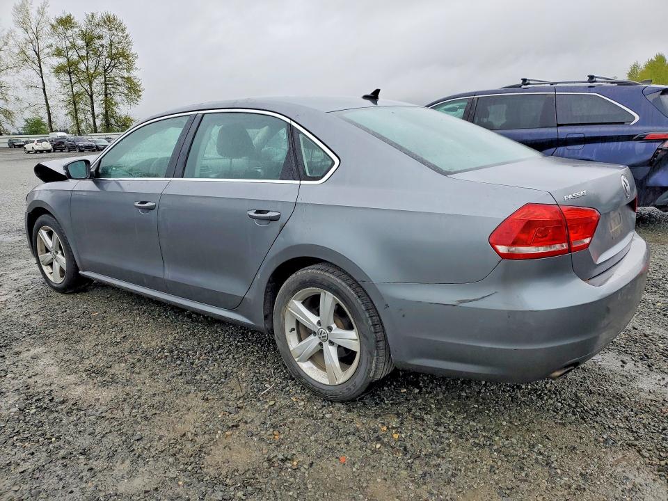 2013 Volkswagen Passat მანქანა იყიდება აუქციონზე, vin: 1VWBP7A33DC070034, აუქციონის ნომერი: 50194856