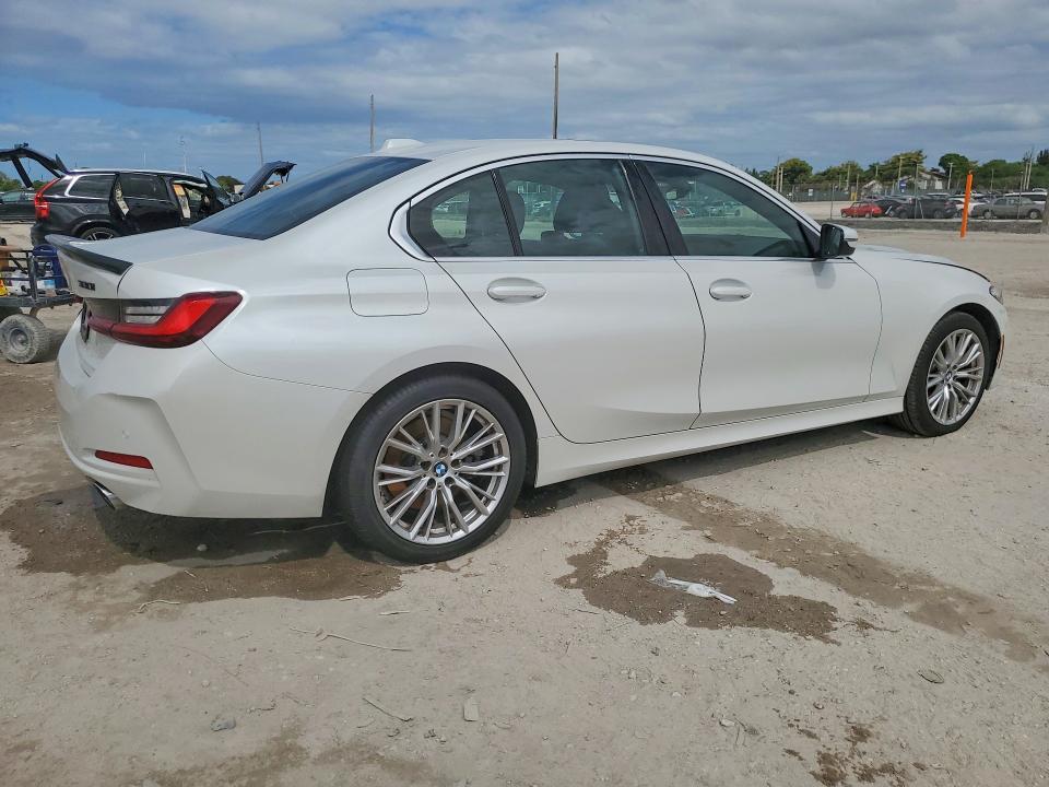 Продаж на аукціоні авто 2024 Bmw 330i, vin: 3MW69FF08R8E27677, номер лоту: 49551726