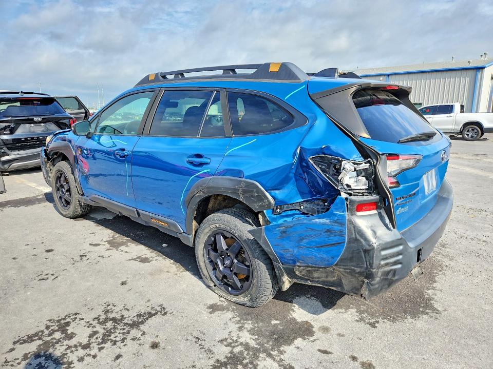 48928756 :رقم المزاد ، 4S4BTGSD8P3150113 vin ، 2023 Subaru Outback مزاد بيع