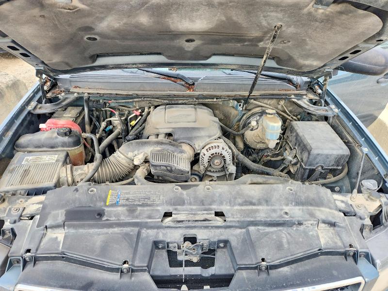 51790046 :رقم المزاد ، 3GNFK16308G315083 vin ، 2008 Chevrolet Suburban مزاد بيع