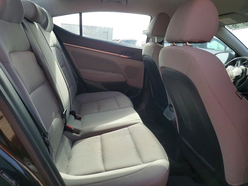 51467786 :رقم المزاد ، 5NPD84LFXJH247953 vin ، 2018 Hyundai Elantra مزاد بيع