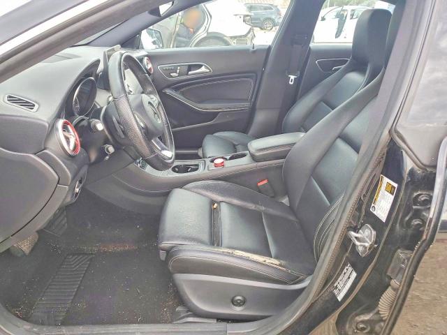 50357876 :رقم المزاد ، WDDSJ4EB5KN704696 vin ، 2019 Mercedes-benz Cla مزاد بيع