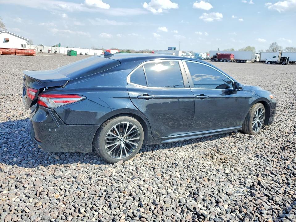 2019 Toyota Camry მანქანა იყიდება აუქციონზე, vin: 4T1B11HKXKU740860, აუქციონის ნომერი: 49308376
