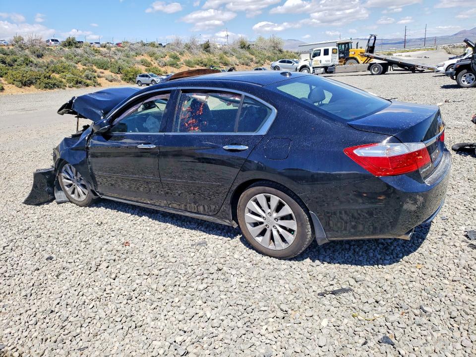 51803216 :رقم المزاد ، 1HGCR3F80FA023462 vin ، 2015 Honda Accord مزاد بيع