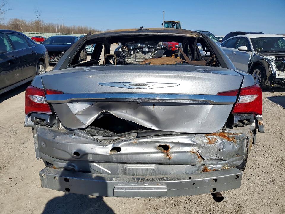 Продажа на аукционе авто 2013 Chrysler 200, vin: 1C3CCBAB2DN669609, номер лота: 49229236