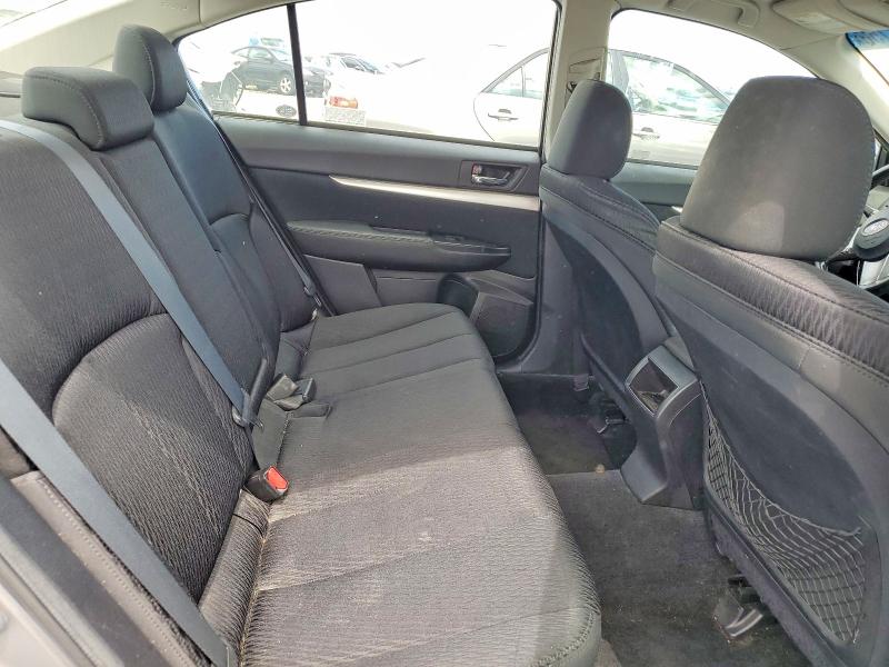 49641756 :رقم المزاد ، 4S3BMBF62B3244822 vin ، 2011 Subaru Legacy مزاد بيع