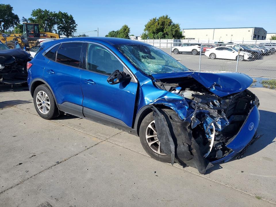 53659866 :رقم المزاد ، 1FMCU0G69NUA67431 vin ، 2022 Ford Escape مزاد بيع