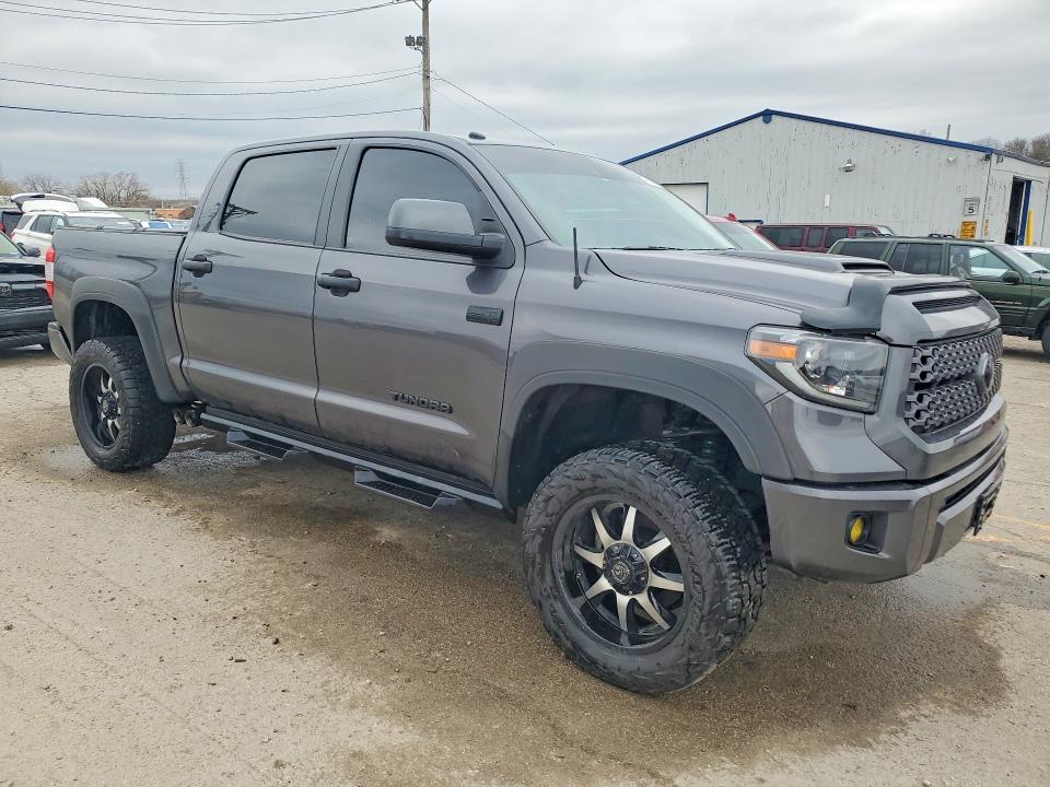 49564336 :رقم المزاد ، 5TFDY5F19KX804993 vin ، 2019 Toyota Tundra مزاد بيع