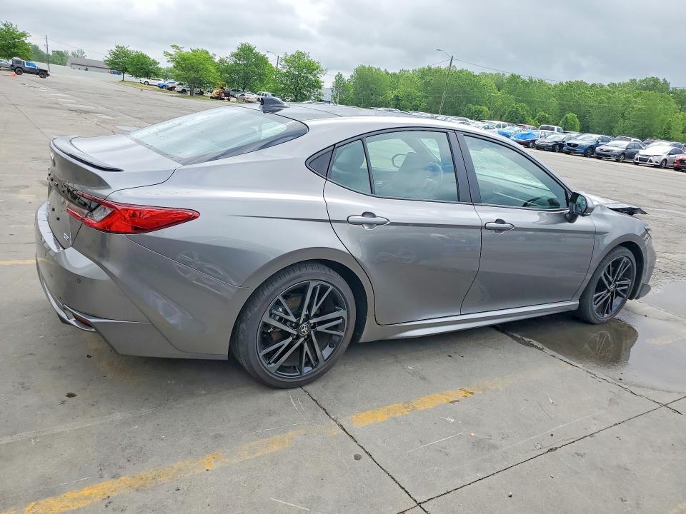 51447546 :رقم المزاد ، 4T1DAACK1SU560182 vin ، 2025 Toyota Camry مزاد بيع