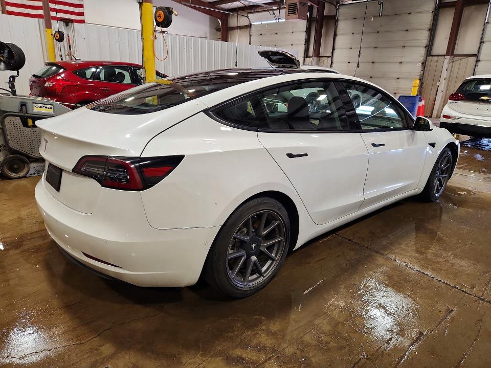 50141016 :رقم المزاد ، 5YJ3E1EA8MF867353 vin ، 2021 Tesla Model 3 مزاد بيع