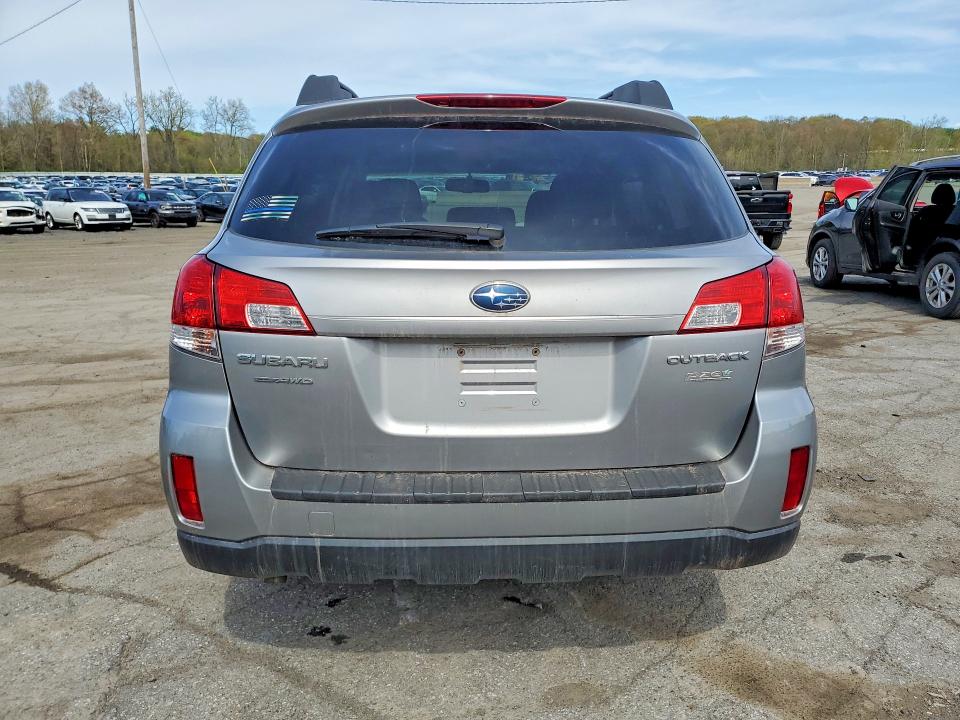 50743186 :رقم المزاد ، 4S4BRBCC2B3412451 vin ، 2011 Subaru Outback مزاد بيع