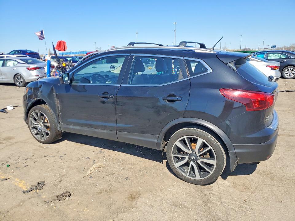 50268396 :رقم المزاد ، JN1BJ1CR7HW128463 vin ، 2017 Nissan Rogue Sport مزاد بيع