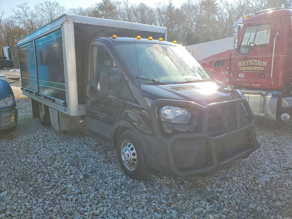 49593996 :رقم المزاد ، 1FDRU8ZG8NKA02404 vin ، 2022 Ford Transit U مزاد بيع