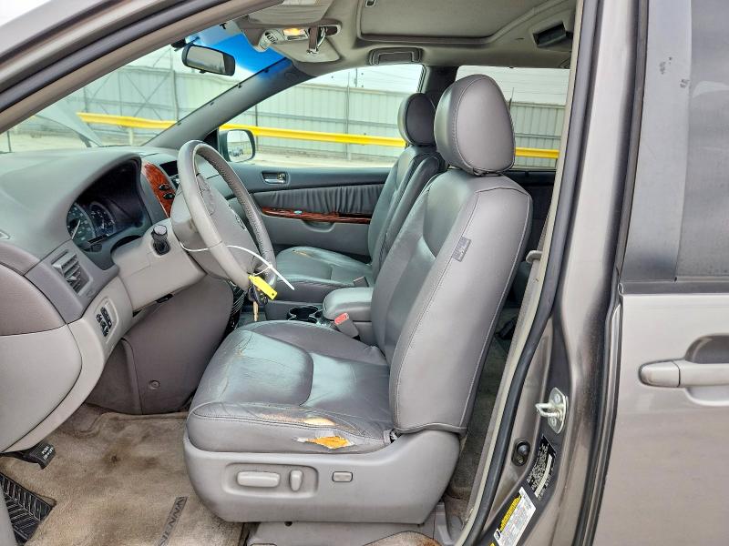 50671086 :رقم المزاد ، 5TDBA22C35S041218 vin ، 2005 Toyota Sienna مزاد بيع