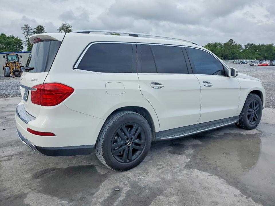 Продажа на аукционе авто 2015 Mercedes-benz Gl, vin: 4JGDF2EEXFA453542, номер лота: 51559326