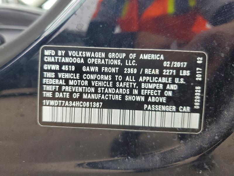 50180166 :رقم المزاد ، 1VWDT7A34HC061367 vin ، 2017 Volkswagen Passat مزاد بيع