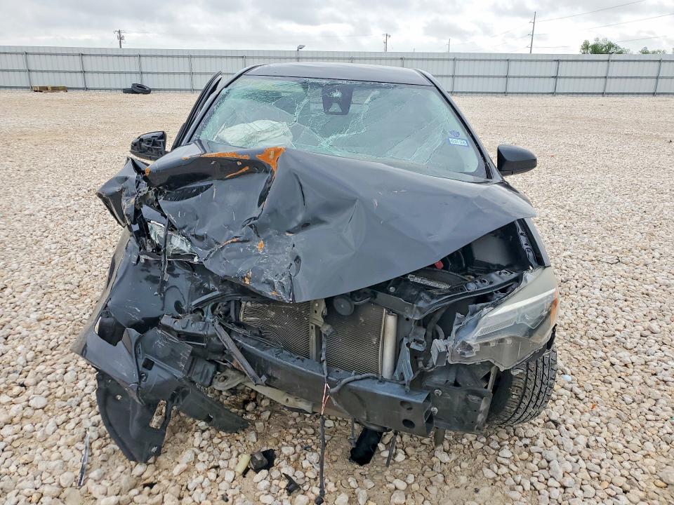 50895006 :رقم المزاد ، 5YFBURHE4JP836368 vin ، 2018 Toyota Corolla مزاد بيع