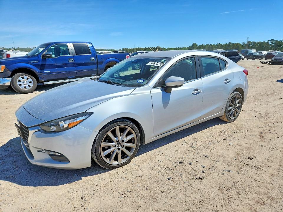Aukcja sprzedaży 2018 Mazda 3, vin: 3MZBN1V30JM254645, numer aukcji: 48972296