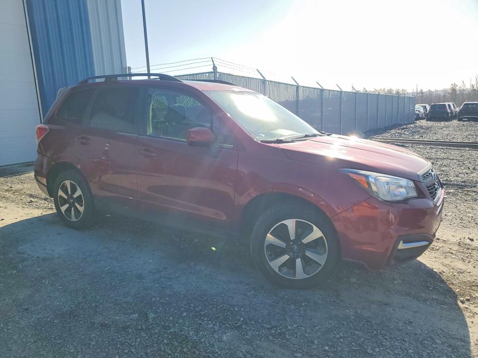 49210126 :رقم المزاد ، JF2SJEJC8JH469093 vin ، 2018 Subaru Forester مزاد بيع