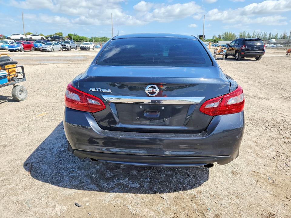Продажа на аукционе авто 2018 Nissan Altima, vin: 1N4AL3AP7JC194055, номер лота: 50682696