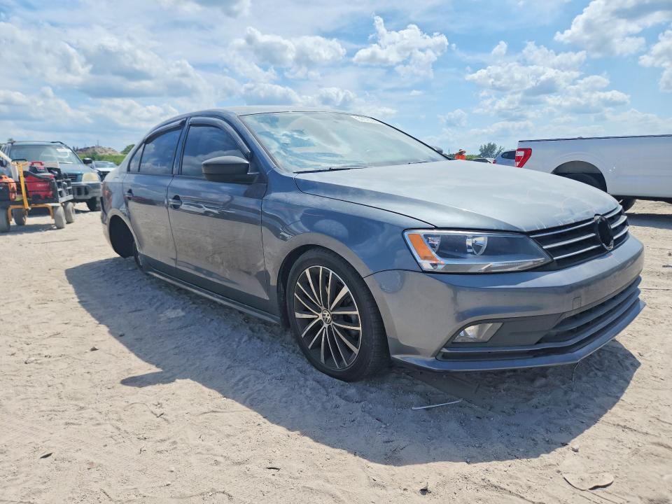 51120366 :رقم المزاد ، 3VWD17AJ7GM326462 vin ، 2016 Volkswagen Jetta مزاد بيع