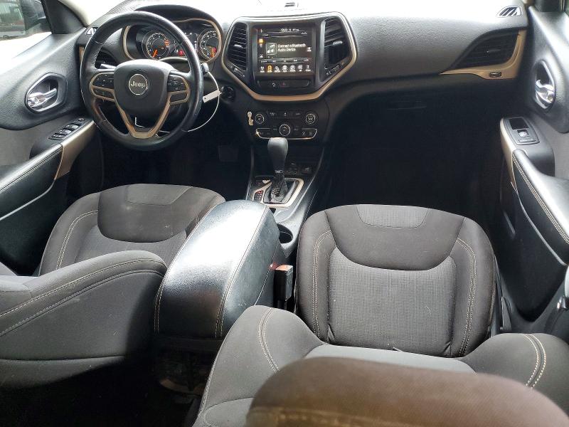 51103036 :رقم المزاد ، 1C4PJLCB4HW640988 vin ، 2017 Jeep Cherokee مزاد بيع