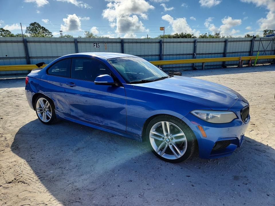 50243666 :رقم المزاد ، WBA2F9C32H7A40245 vin ، 2017 Bmw 230i مزاد بيع