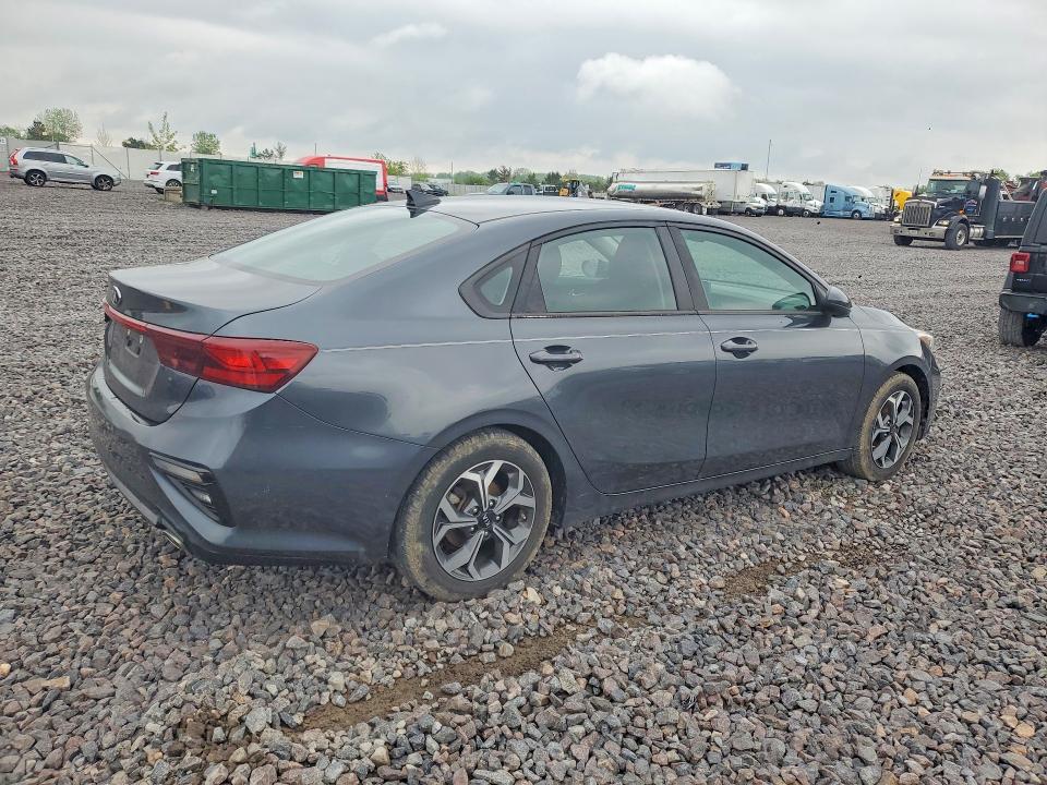 2020 Kia Forte მანქანა იყიდება აუქციონზე, vin: 3KPF24ADXLE158645, აუქციონის ნომერი: 51601276