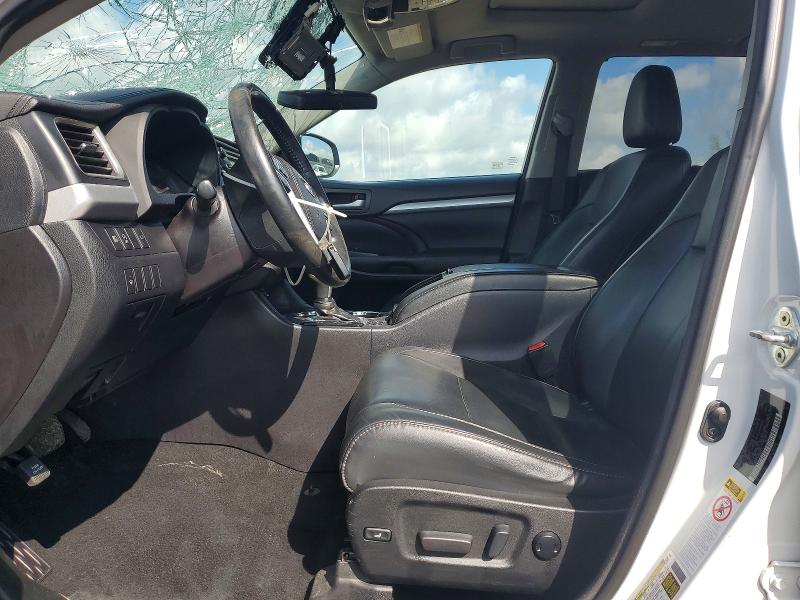 Продажа на аукционе авто 2018 Toyota Highlander, vin: 5TDJZRFH0JS525747, номер лота: 49946486