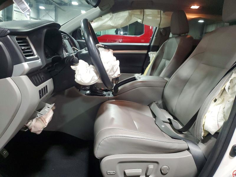 50738736 :رقم المزاد ، 5TDJKRFH8FS161251 vin ، 2015 Toyota Highlander مزاد بيع