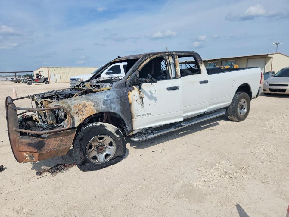 Продажа на аукционе авто 2019 Ram 2500, vin: 3C6UR5HL6KG689616, номер лота: 48316226