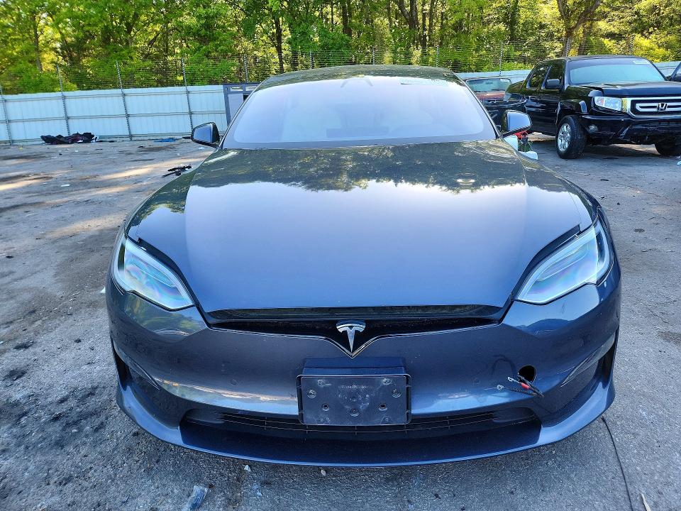 48431196 :رقم المزاد ، 5YJSA1E59NF470729 vin ، 2022 Tesla Model S مزاد بيع