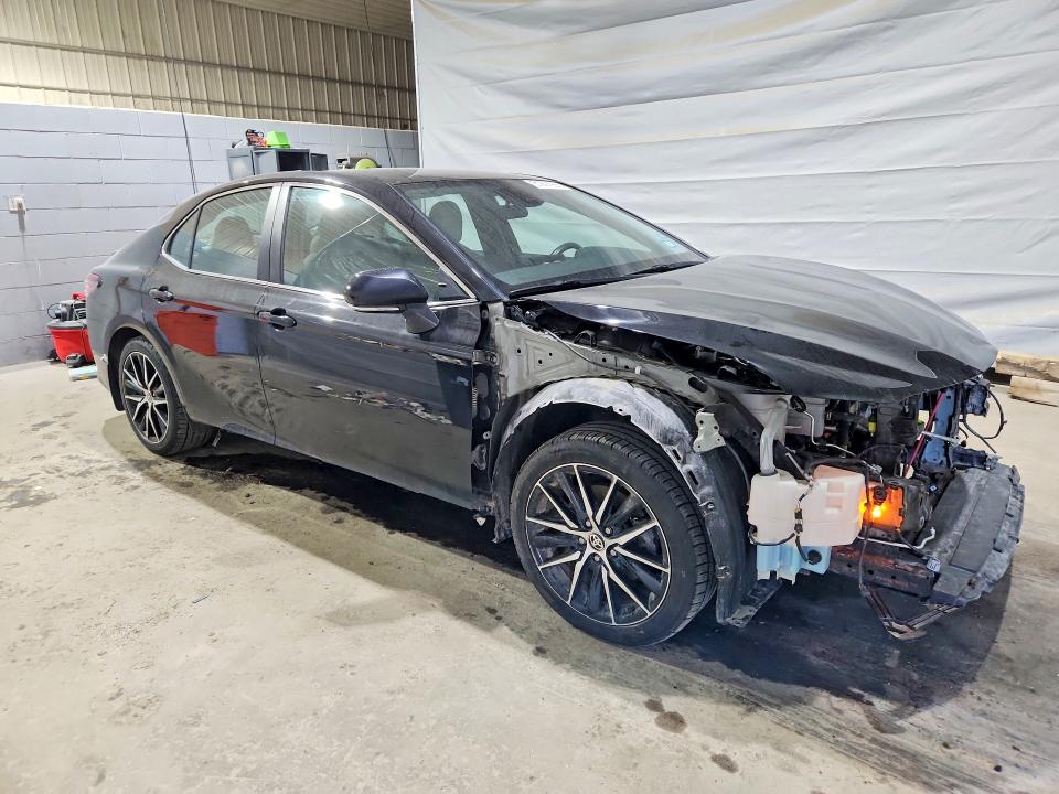 51297996 :رقم المزاد ، 4T1G31AK6PU616084 vin ، 2023 Toyota Camry Hybrid مزاد بيع