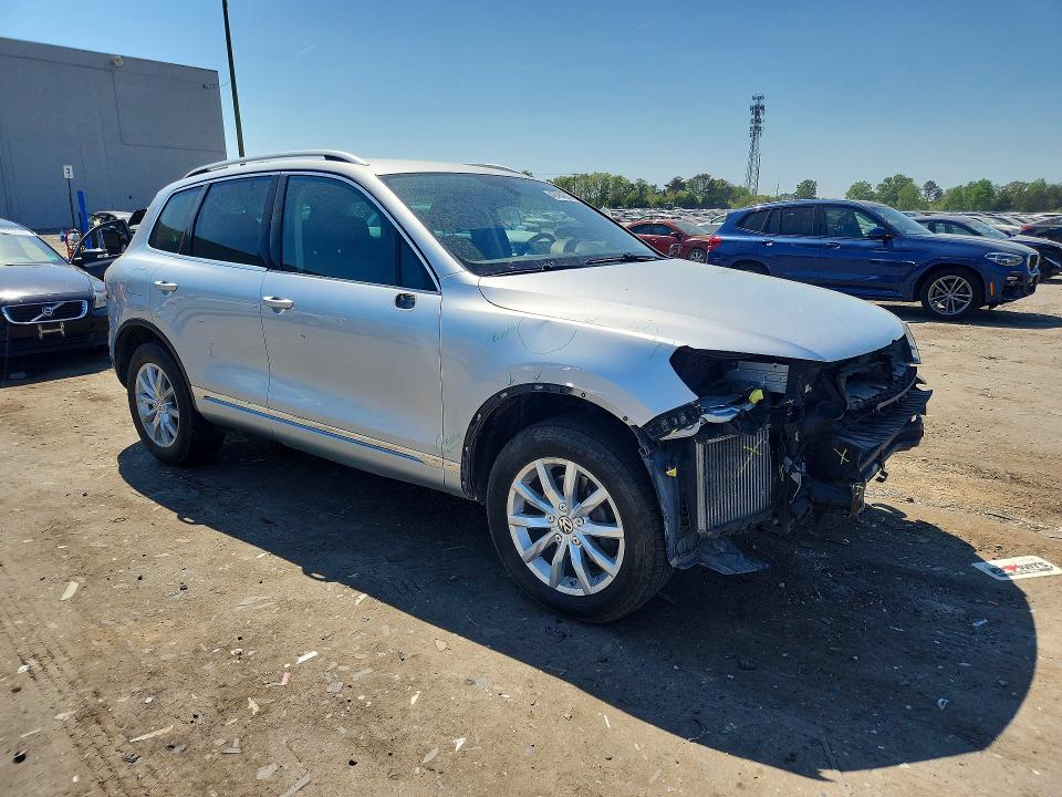 2015 Volkswagen Touareg მანქანა იყიდება აუქციონზე, vin: WVGEP9BP4FD002251, აუქციონის ნომერი: 49784236