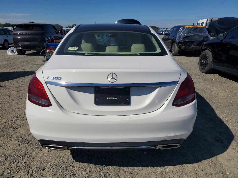 48536856 :رقم المزاد ، 55SWF4JBXHU229328 vin ، 2017 Mercedes-benz C مزاد بيع