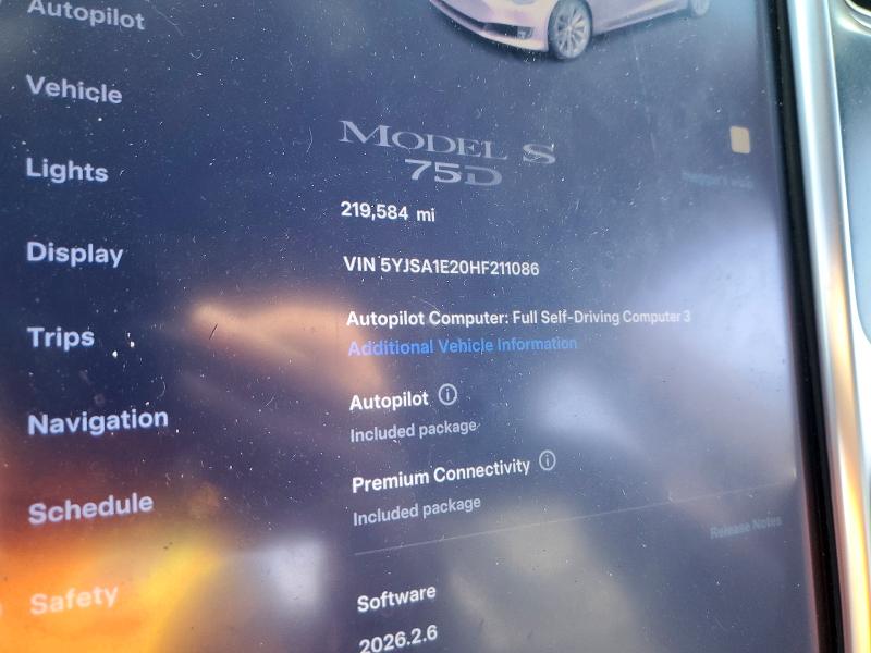 49095196 :رقم المزاد ، 5YJSA1E20HF211086 vin ، 2017 Tesla Model S مزاد بيع