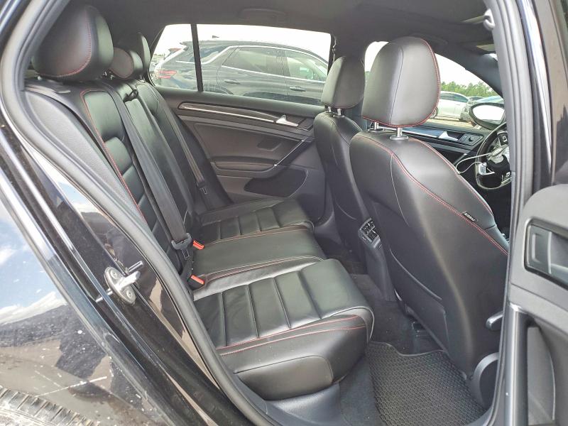 51142266 :رقم المزاد ، 3VW447AU9HM064754 vin ، 2017 Volkswagen Gti مزاد بيع