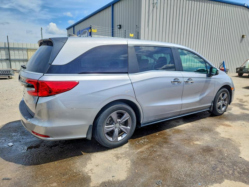 Продажа на аукционе авто 2021 Honda Odyssey, vin: 5FNRL6H58MB016830, номер лота: 49561786