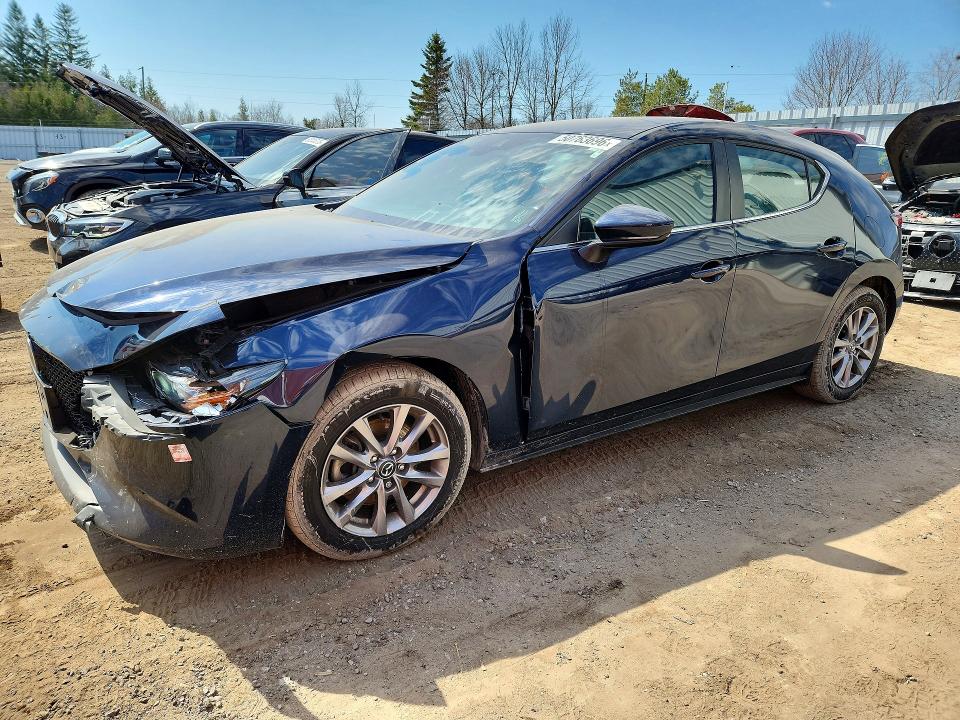 50763696 :رقم المزاد ، JM1BPBLL1N1513698 vin ، 2022 Mazda 3 مزاد بيع