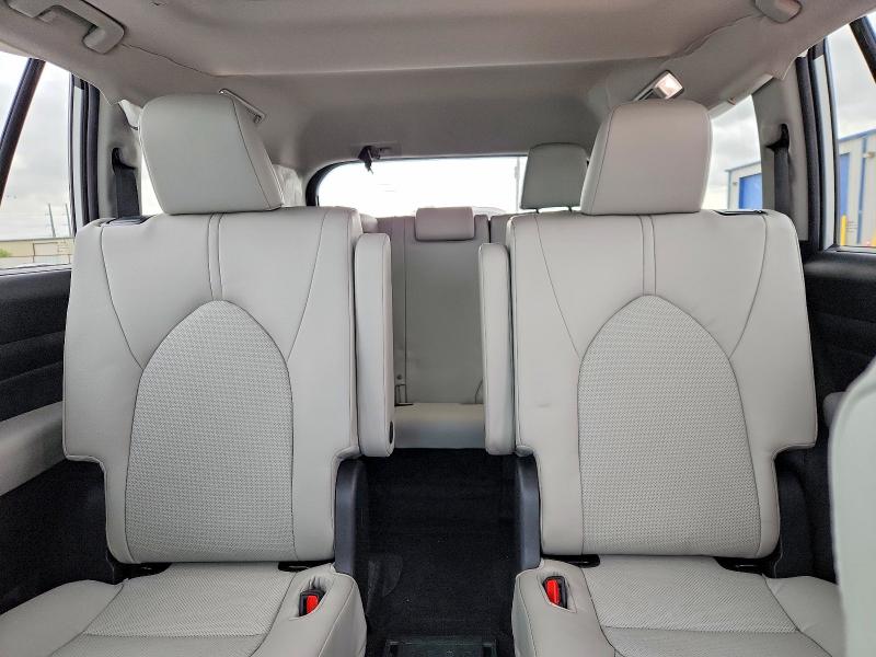 2026 Toyota Grand Highlander Hybrid მანქანა იყიდება აუქციონზე, vin: 5TDACAB52TS075388, აუქციონის ნომერი: 48765656