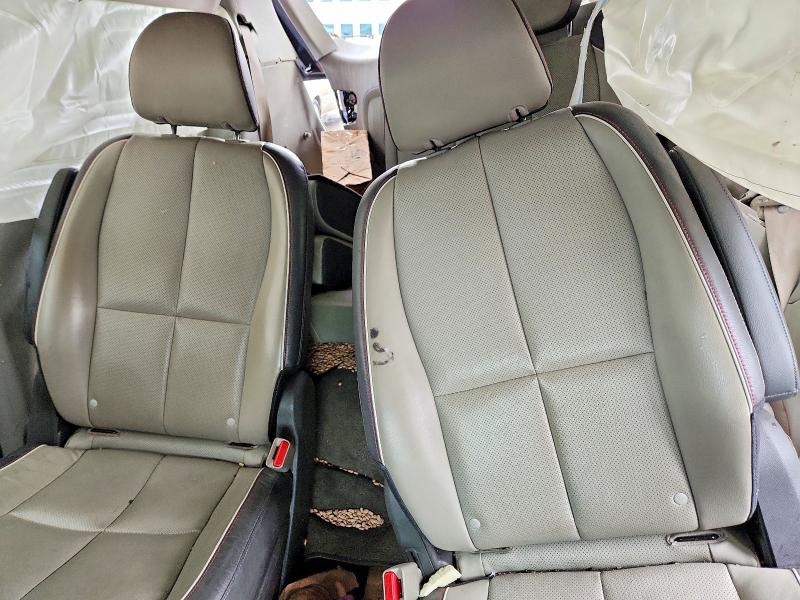 48412736 :رقم المزاد ، KNDMB5C1XJ6403043 vin ، 2018 Kia Sedona مزاد بيع