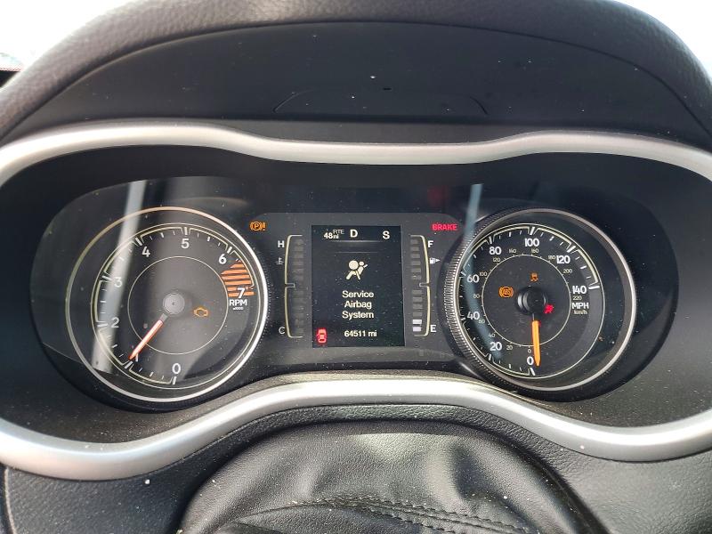 49794026 :رقم المزاد ، 1C4PJLLB5JD520134 vin ، 2018 Jeep Cherokee مزاد بيع