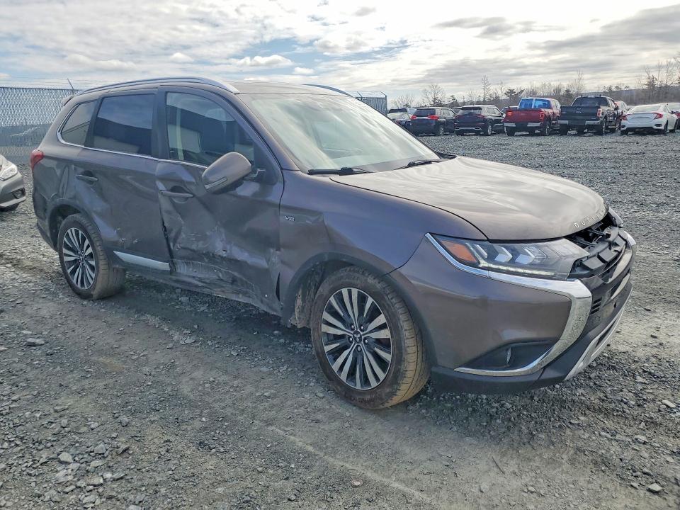 49975676 :رقم المزاد ، JA4JZ4AX8LZ604547 vin ، 2020 Mitsubishi Outlander مزاد بيع