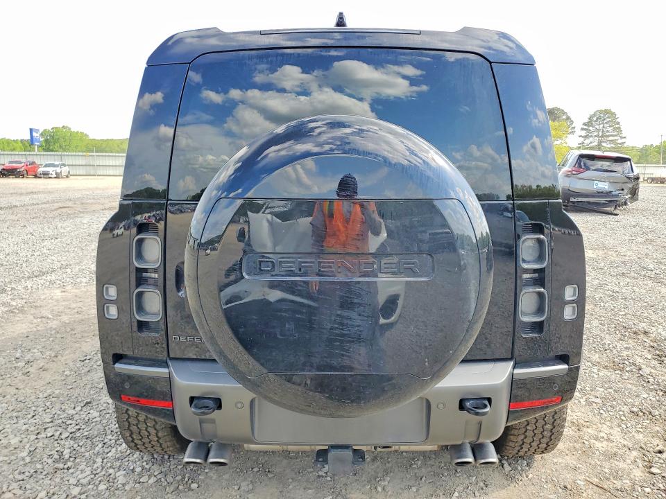 Продажа на аукционе авто 2025 Land Rover Defender, vin: SALEWEEE5S2435831, номер лота: 50334776