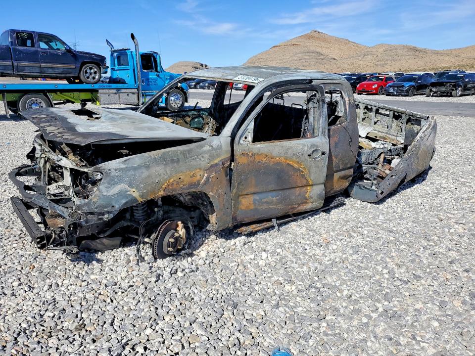Продажа на аукционе авто 2014 Toyota Tacoma, vin: 5TFTU4GN4EX063840, номер лота: 51204796