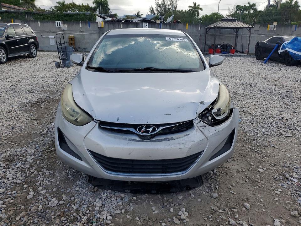 Продажа на аукционе авто 2016 Hyundai Elantra, vin: 5NPDH4AEXGH765483, номер лота: 47924156