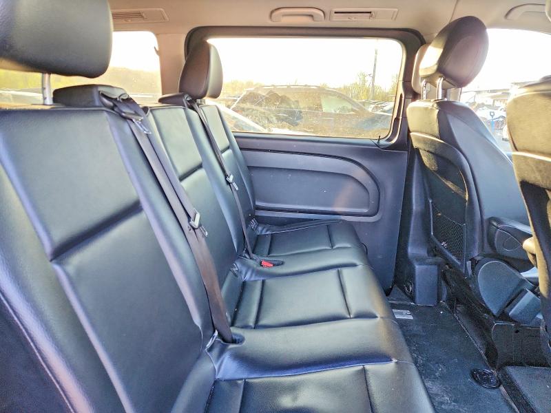 50611186 :رقم المزاد ، WD4PG2EE7J3490372 vin ، 2018 Mercedes Benz Metris مزاد بيع